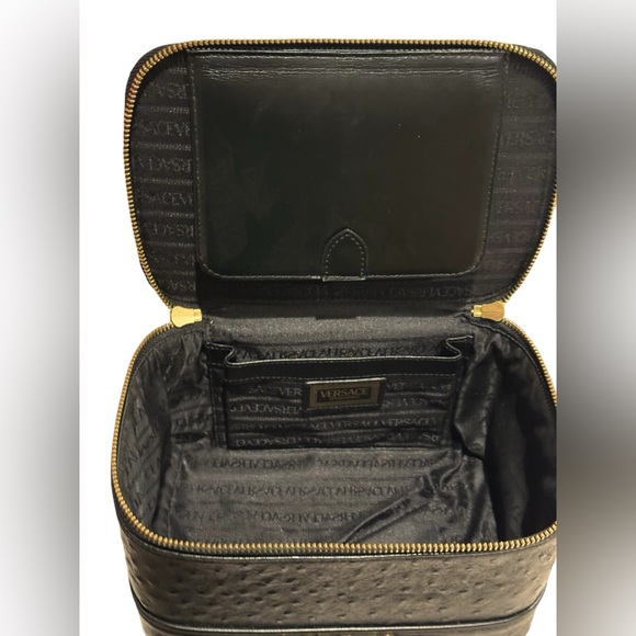 Versace Vintage Vanity Bag - Picture 4 of 9